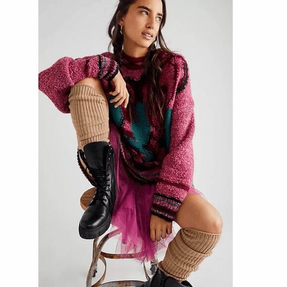 Free People Row Of Roses Tunic Sweater Oversized  Sz M/L - Picture 3 of 7